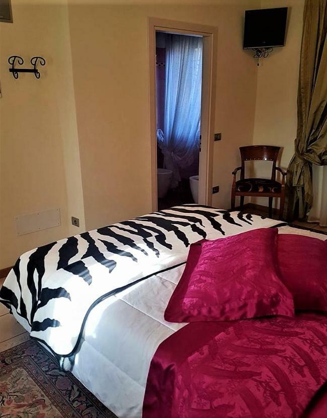 Piccolo Mondo Hotel Zovencedo Екстериор снимка