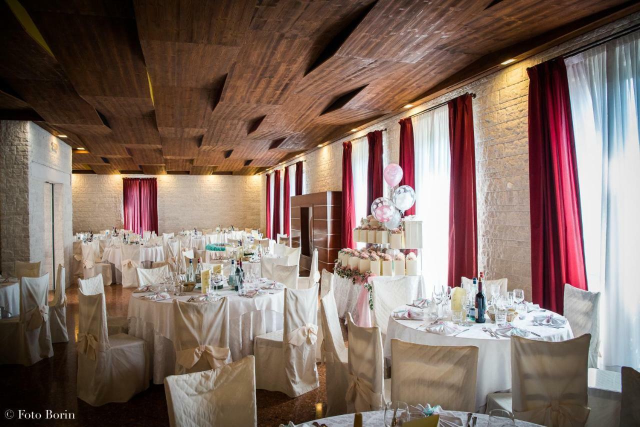 Piccolo Mondo Hotel Zovencedo Екстериор снимка